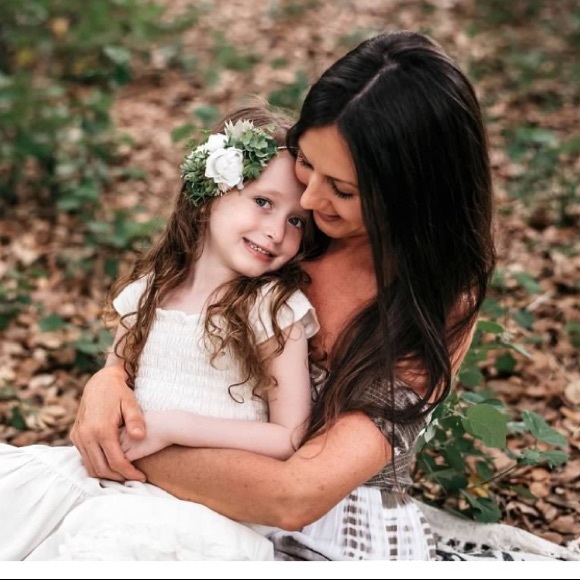 Meet your Posher, Brandi - Picture 2 of 2